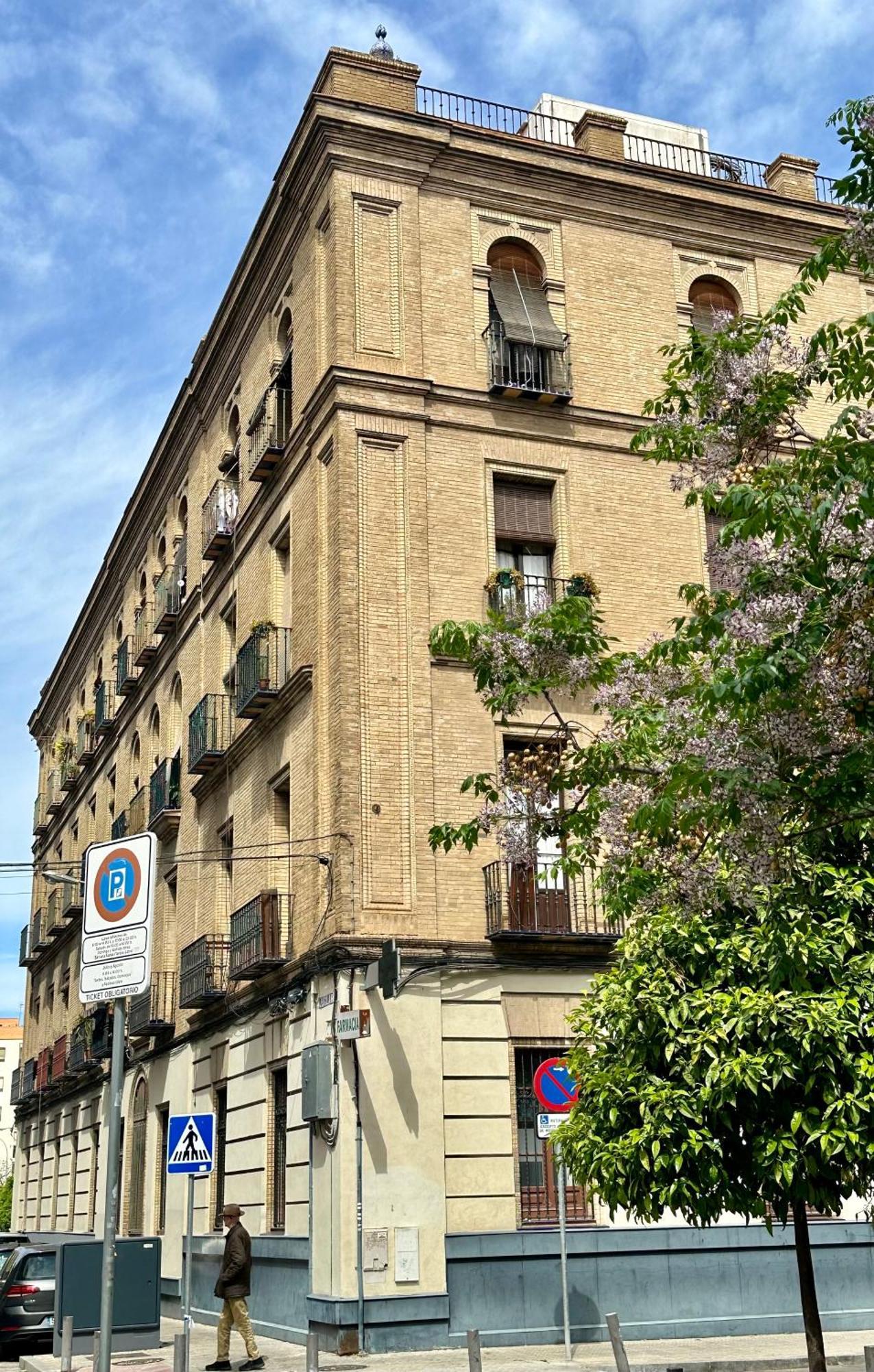 Unique * Seville